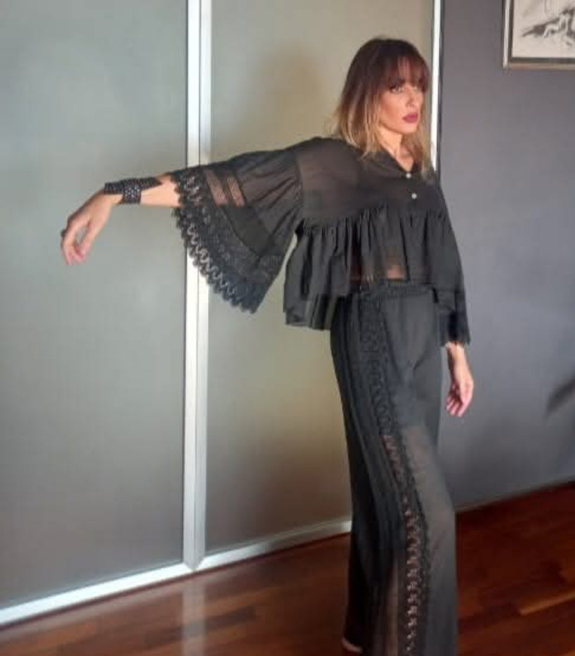 D' elle blusa nera